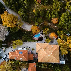 3* Πανσιόν Viraggas Traditional